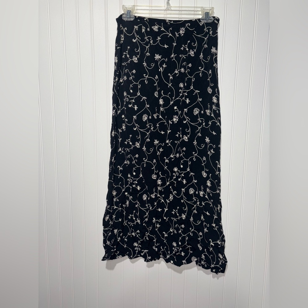 Vintage Newport News Floral Black and White Women's Skirt| Size 10